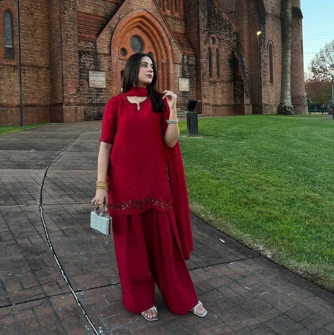 ALIYA - Pure silk Farshi Shalwar alternate view